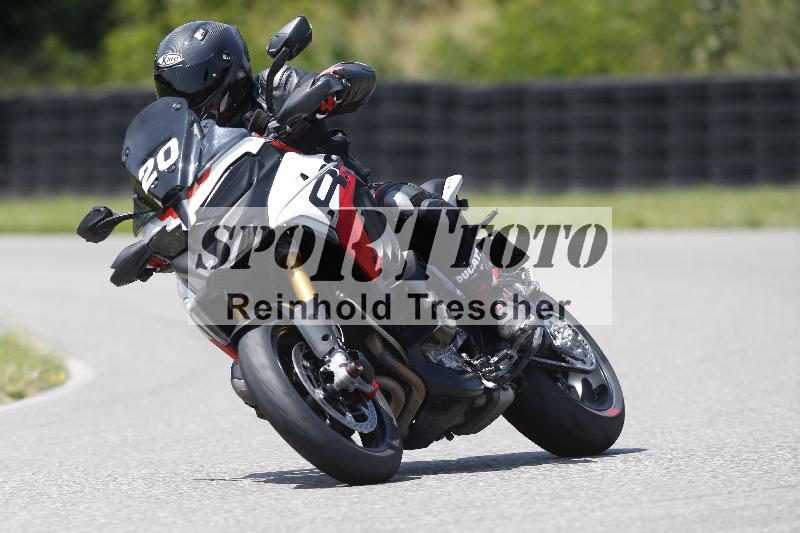 /27 12.06.2025 Ducati Schweiz Trackday Warmup  ADR/gruen-vert/20